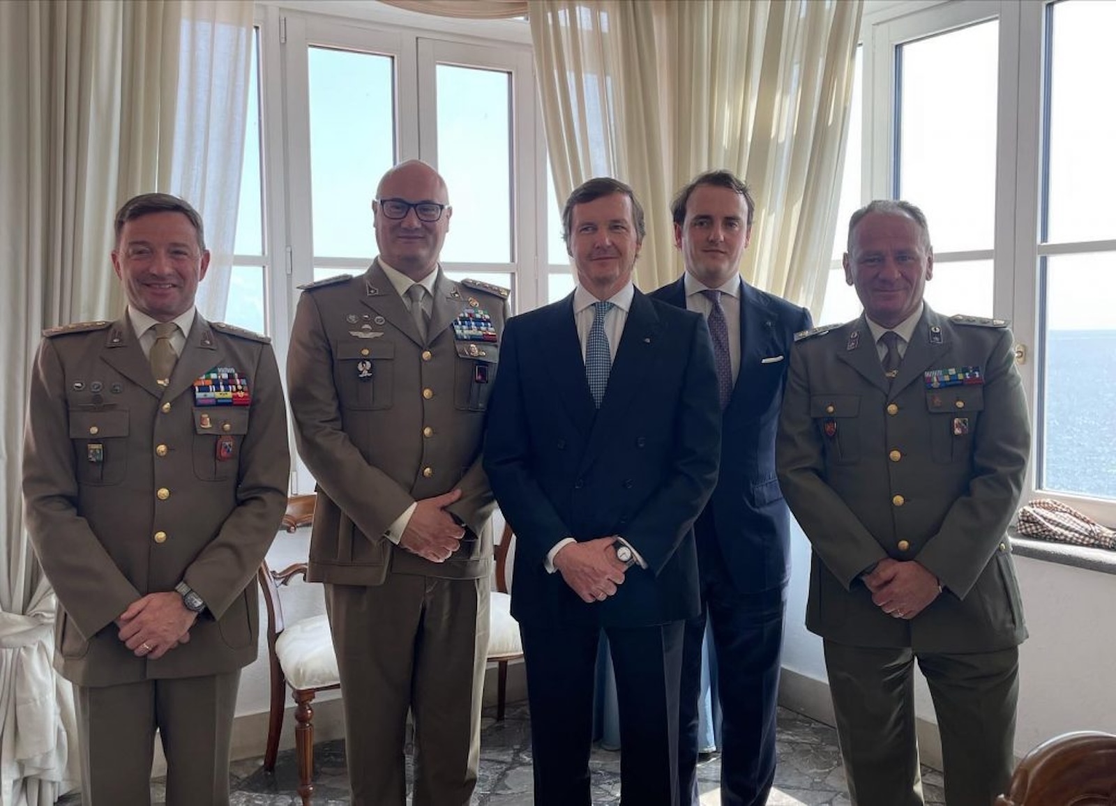 Ordenszeremonie mit H.K.H. Prinz Pedro von Bourbon-beider Sizilien